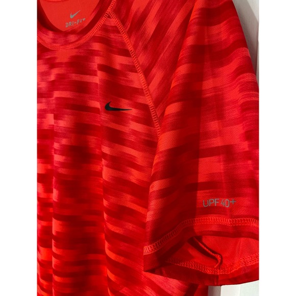 "Nike Blurred Hydroguard Short Sleeve Top - Men's, UPF Performance" - Picture 5 of 8